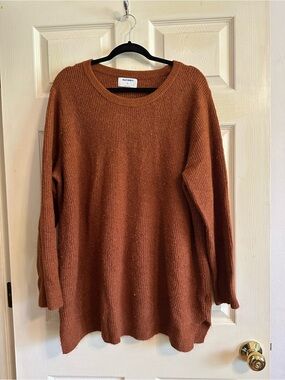 Old Navy Women's Rust Orange Crewneck Sweater